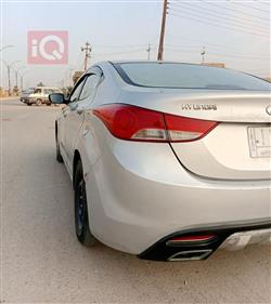 هیوندای ئەلەنترا